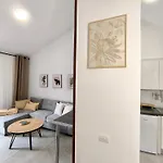 Pearl Cristianos - Ac, Pool, Fibre Net, Tv Channels, Calm Atmosphere *