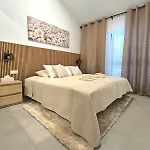 Апартаменты Pearl Cristianos - Ac, Pool, Fibre Net, Tv Channels, Calm Atmosphere