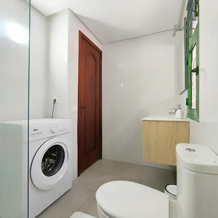 Pearl Cristianos - Ac, Pool, Fibre Net, Tv Channels, Calm Atmosphere Apartment *