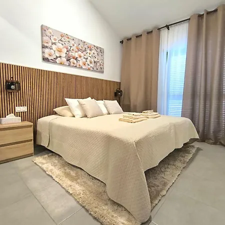 Apartment Pearl Cristianos - Ac, Pool, Fibre Net, Tv Channels, Calm Atmosphere